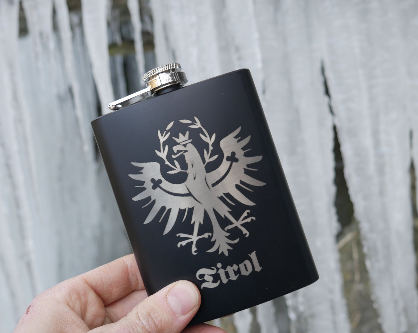 Manda, es isch Zeit Flachmann + Holz Anhänger